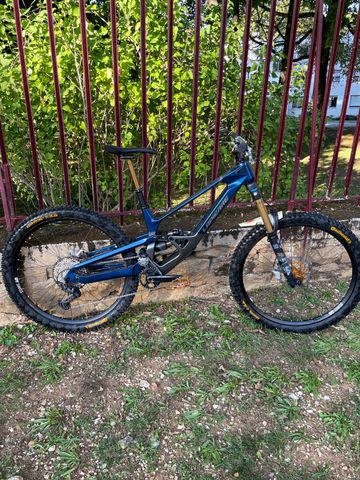 Brugt Lapierre Spicy CF Team 2025 2025 Mountainbike — billede 2 af 6
