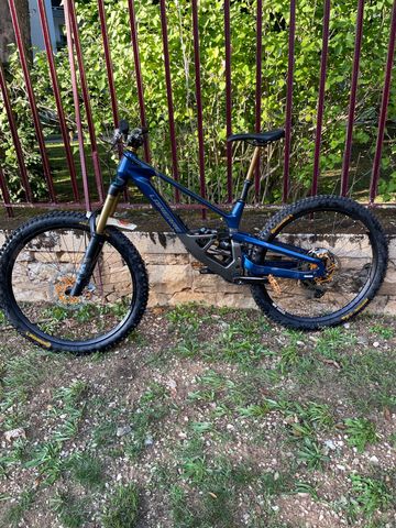 Brugt Lapierre Spicy CF Team 2025 2025 Mountainbike — billede 1 af 6