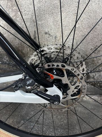 Trek Procaliber Shimano Deore XT 2024 Mountainbike usato, Bianco — immagine 8 di 17