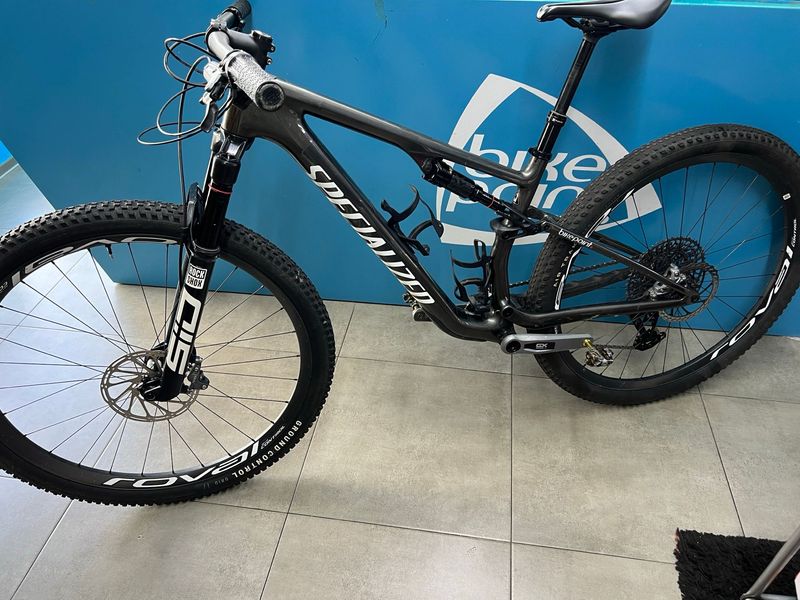 Brugt Specialized Epic 8 Expert - SRAM GX AXS, RockShox Select+ 2026 2026 MTB