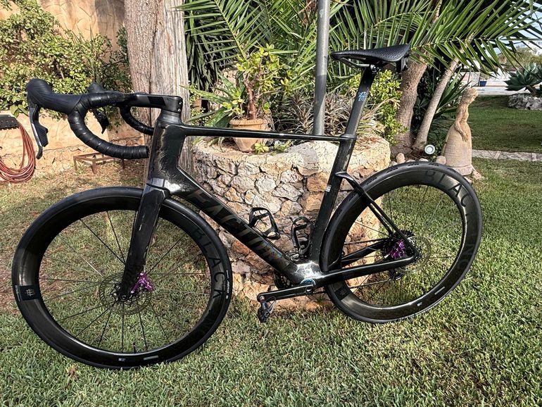 Used Factor Ostro SRAM Red 2025 Road & Gravel, Black — image 3 of 10