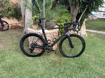 Used Factor Ostro SRAM Red 2025 Road & Gravel, Black — image 2 of 10