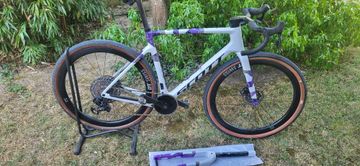 Gebrauchtes Scott Addict Gravel RC 2024 2024 Road & Gravel