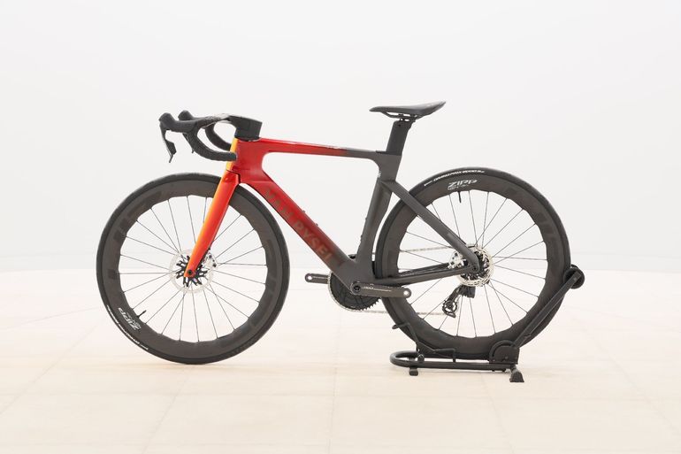 Van rysel Custom SRAM Red eTap AXS 2025 Road & Gravel d'occasion — image 2 sur 3