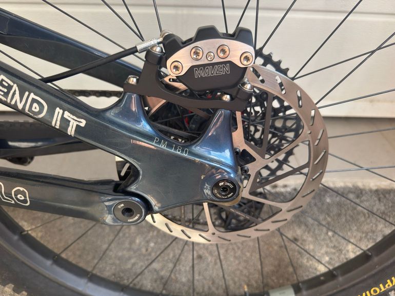 Brugt YT Industries Capra UNCAGED 12 29 2024 2024 Mountainbike — billede 8 af 9