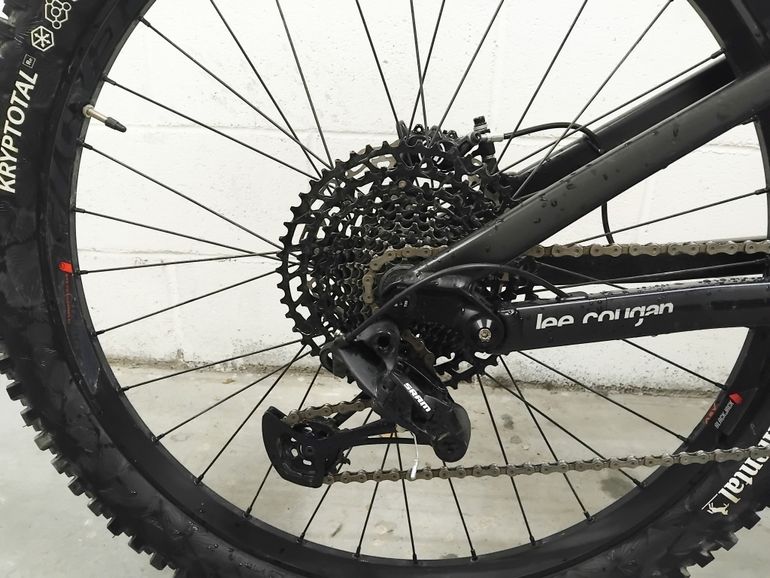 Gebrauchtes Lee Cougan E-QUEST Team 2025 2025 Mountainbike, Hellgrau, 29, 27.5 — Bild 4 von 6