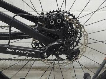 Tweedehands Lee Cougan E-QUEST Team 2025 2025 Mountainbike — afbeelding 2 van 6