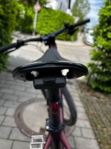 Použité Merida eBIG.NINE 700 2023 2023 Mountainbike — obrázek 18 z 25