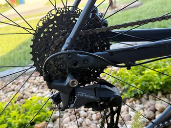 Used Specialized Diverge E5 2025 2025 Road & Gravel, Red — image 9 of 11