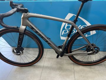 Used Trek Checkpoint SL 5 2023 2023 Road & Gravel, Black — image 2 of 7
