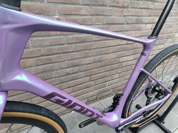 Gebrauchtes Giant Revolt Advanced Pro 0 2024 2024 Road & Gravel, Violett — Bild 9 von 16