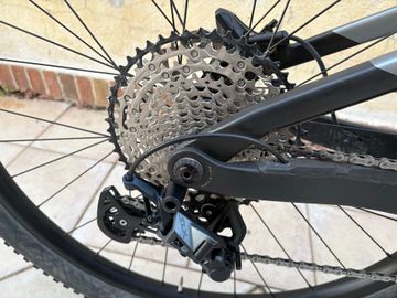 Gebrauchtes Orbea RISE M20 2023 2023 Mountainbike, Hellgrau, 29 — Bild 7 von 8