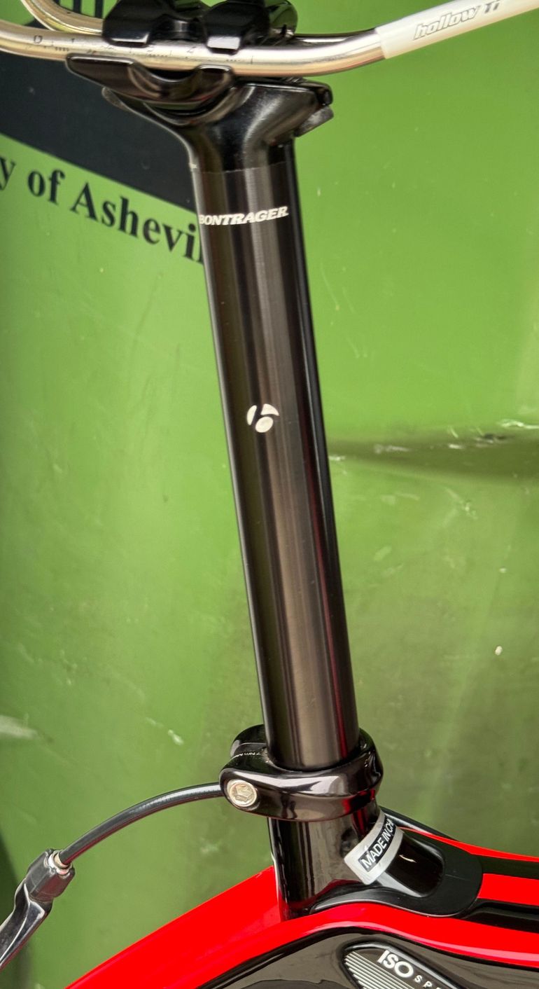 Used Trek Domane 4.1 Compact 2015 2015 Road & Gravel, Red — image 10 of 18