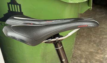 Used Trek Domane 4.1 Compact 2015 2015 Road & Gravel, Red — image 9 of 18