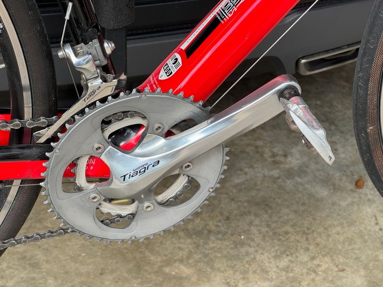 Used Trek Domane 4.1 Compact 2015 2015 Road & Gravel, Red — image 6 of 18