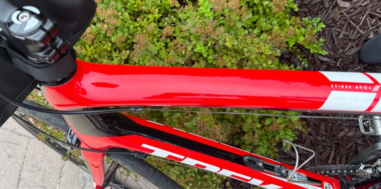 Used Trek Domane 4.1 Compact 2015 2015 Road & Gravel, Red — image 17 of 18