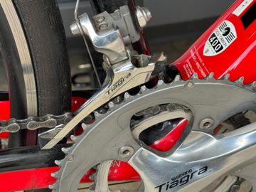 Used Trek Domane 4.1 Compact 2015 2015 Road & Gravel, Red — image 5 of 18