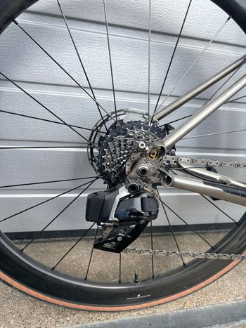 Used Jguillem Custom SRAM Rival eTap AXS 2023 Road & Gravel, Light Gray — image 4 of 5