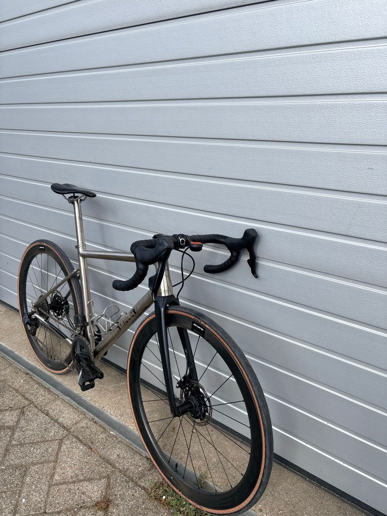 Used Jguillem Custom SRAM Rival eTap AXS 2023 Road & Gravel, Light Gray — image 2 of 5