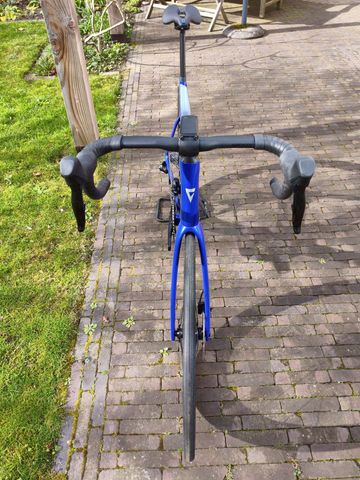 Używany Giant Propel Advanced 1 2024 2024 Road & Gravel — zdjęcie 13 z 15