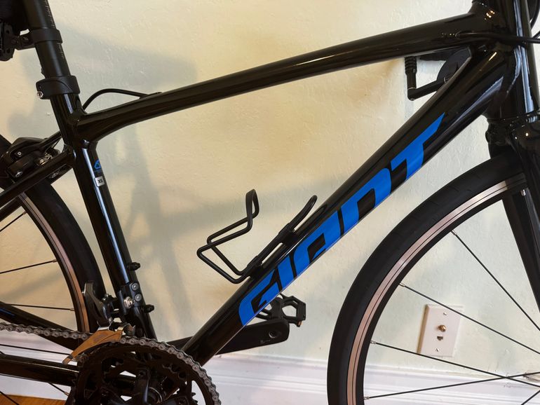 Used Giant Contend 3 2021 2021 Road & Gravel, Black — image 8 of 9