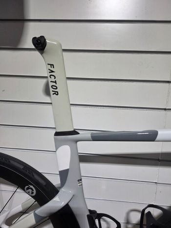 Brugt Factor ONE - Campagnolo Super Record 2026 Frameset 2026 Road & Gravel — billede 4 af 8