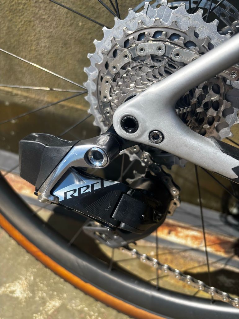 Used Sworks Custom SRAM Red eTap AXS 2023 Road & Gravel, Light Gray — image 3 of 10