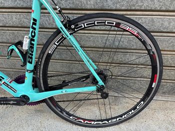 Brugt Bianchi Infinito CV Chorus 2016 2016 Road & Gravel — billede 6 af 29