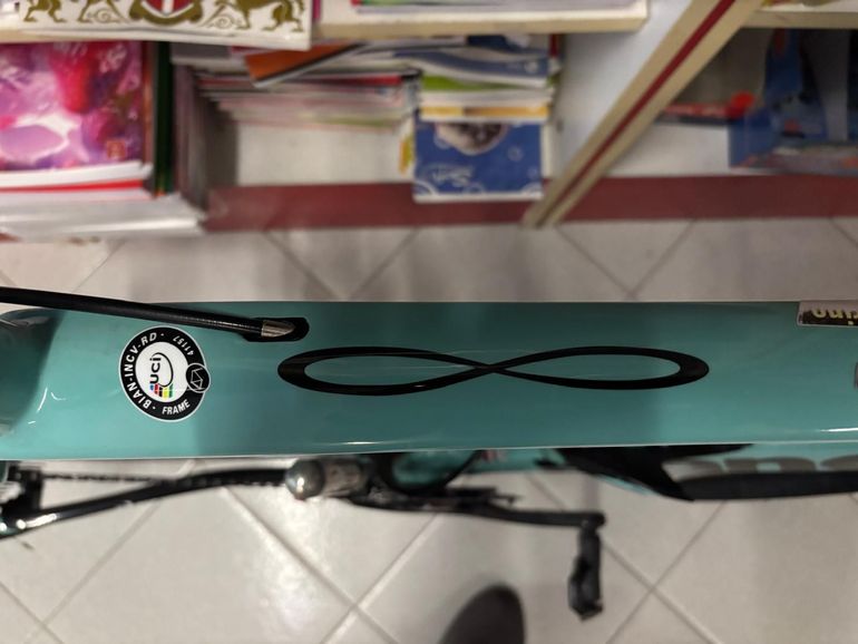 Brugt Bianchi Infinito CV Chorus 2016 2016 Road & Gravel — billede 3 af 29
