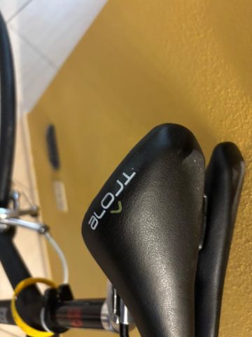 Used Bianchi Custom Campagnolo Chorus 2004 Road & Gravel, Black — image 15 of 37