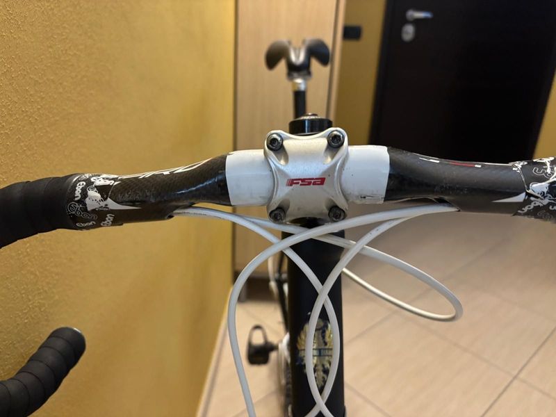 Used Bianchi Custom Campagnolo Chorus 2004 Road & Gravel, Black — image 6 of 37