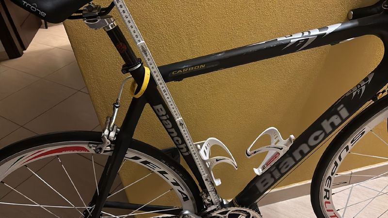 Used Bianchi Custom Campagnolo Chorus 2004 Road & Gravel, Black — image 30 of 37