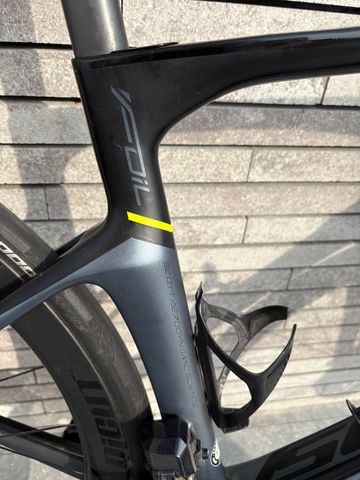Tweedehands Scott Foil Premium disc 2018 2018 Road & Gravel — afbeelding 5 van 10