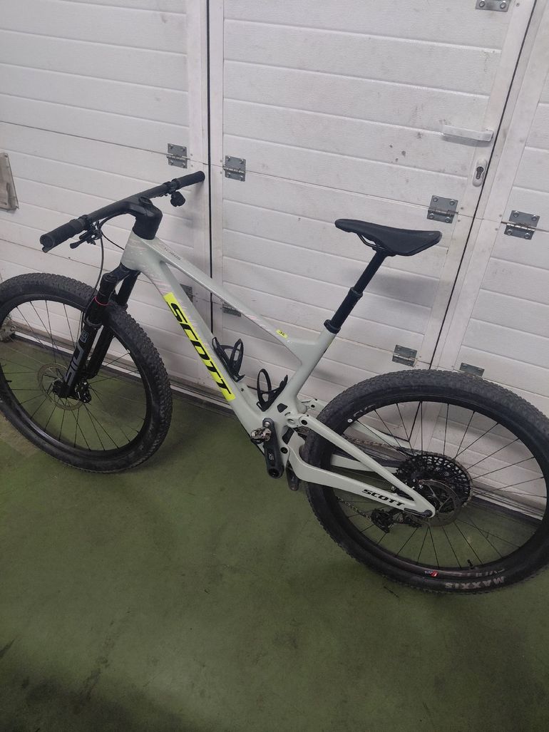 Brugt Scott Spark RC Team Issue 2026 2026 Mountainbike — billede 2 af 6