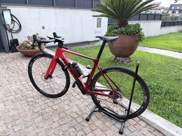 Used Giant Propel Advanced 2 2024 2024 Road & Gravel, Red — image 5 of 36