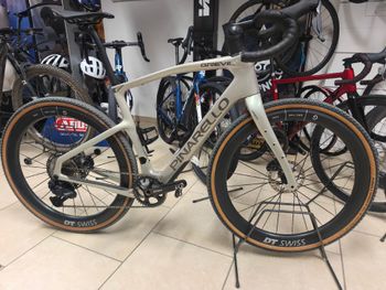 Used Pinarello GREVIL F7 - SHIMANO GRX 820 2026 2026 Road & Gravel