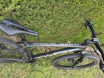Gebrauchtes Trek Procaliber 9.6 2022 2022 Mountainbike, Hellgrau, 29 — Bild 13 von 14