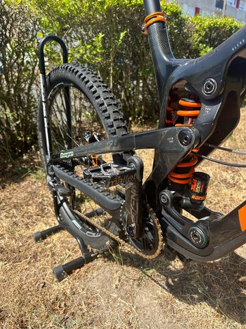 Brugt Propain Rage CF Mix Highend 2022 2022 Mountainbike — billede 4 af 6