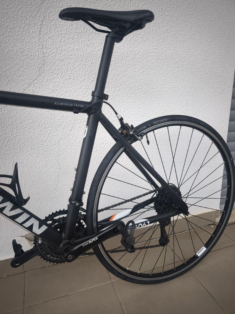 Used B Twin Triban Microshift 2016 Road & Gravel, Black — image 10 of 11