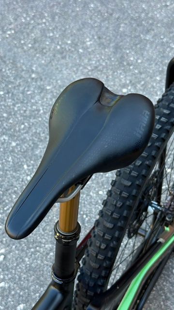 Gebrauchtes Orbea RISE M10 2024 2024 Mountainbike, Grün, 29 — Bild 6 von 8