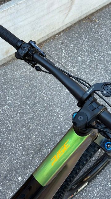 Gebrauchtes Orbea RISE M10 2024 2024 Mountainbike, Grün, 29 — Bild 2 von 8