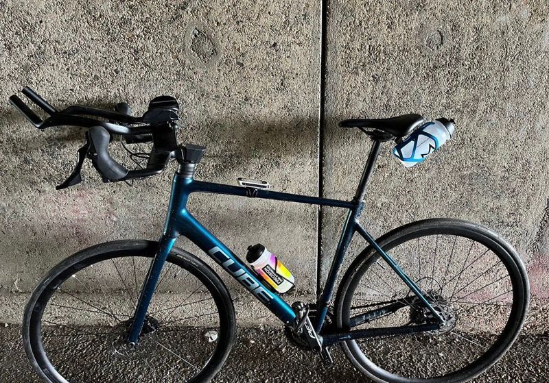 CUBE ATTAIN, PRO 2026 2026 Road & Gravel usato