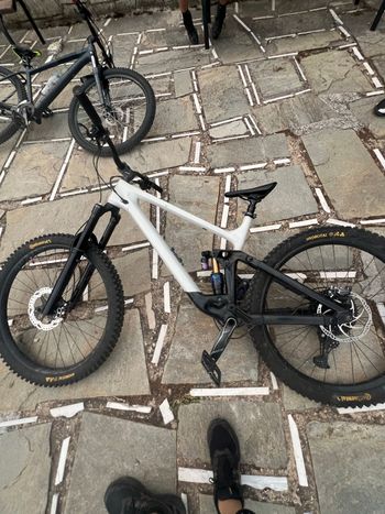 Używany Vitus sommet Custom Shimano Deore 2023 Mountainbike — zdjęcie 2 z 11