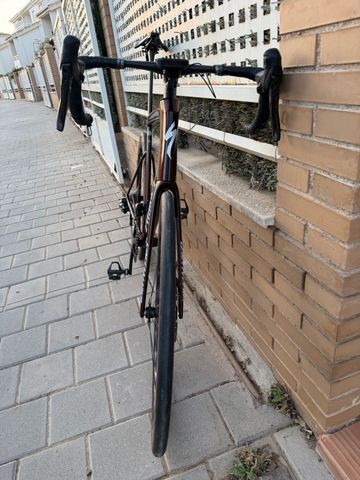 Used Specialized Tarmac Campagnolo Super Record 2026 Road & Gravel, Red — image 2 of 4