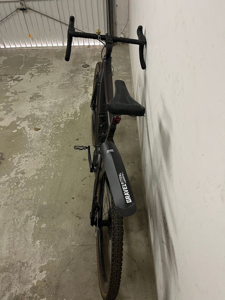Used Giant Revolt E+, Pro 2021 2021 Road & Gravel, Black — image 3 of 3