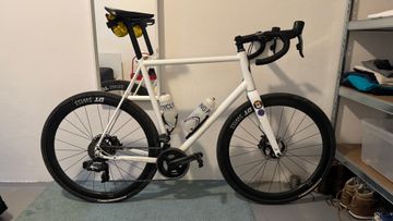 Used FabricBike Custom SRAM Force eTap AXS 2025 Road & Gravel