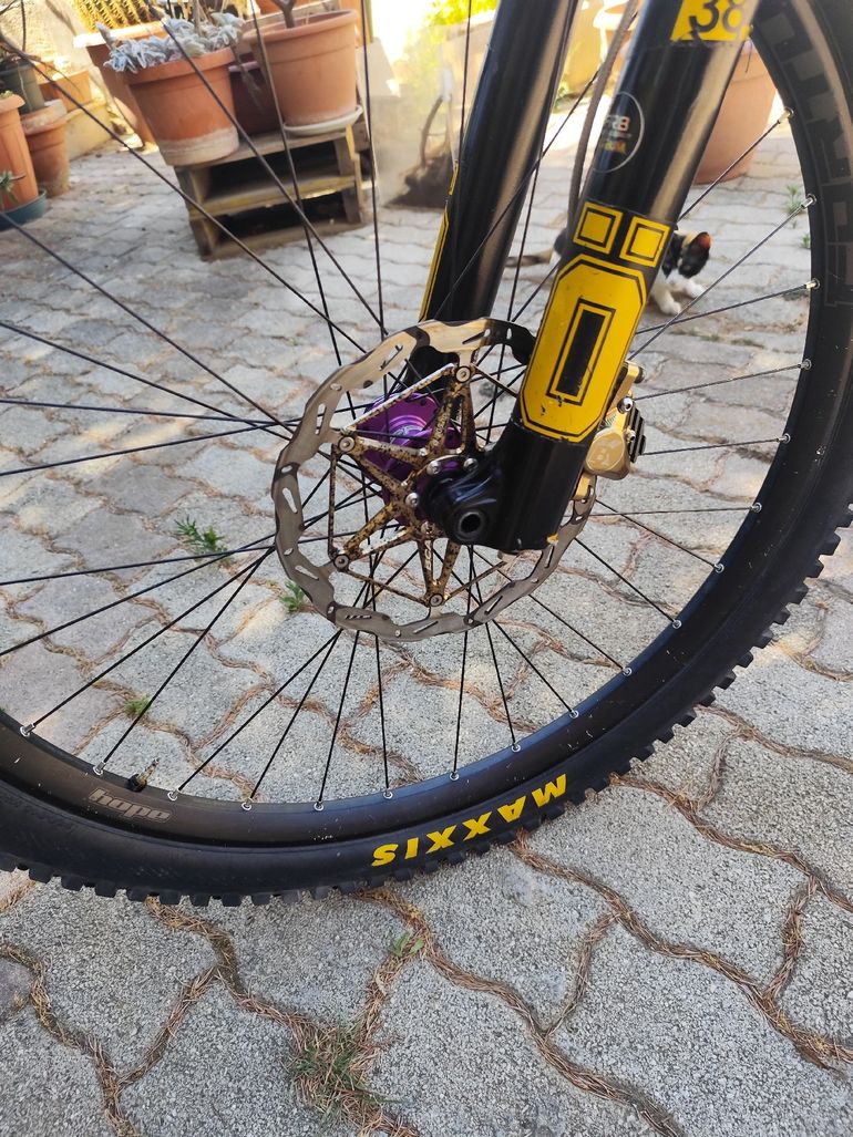Brugt PIVOT SHUTTLE LT Bosch Race 2025 Mountainbike — billede 5 af 5