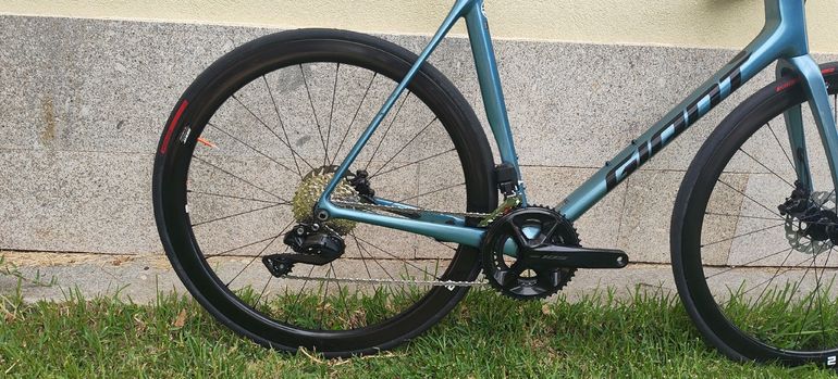 Brugt Giant TCR Advanced Disc 0 2022 2022 Road & Gravel — billede 2 af 7