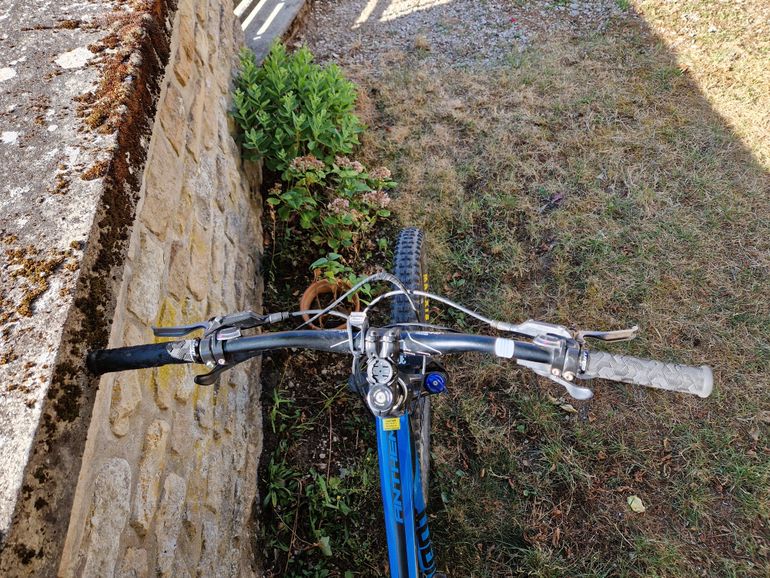 Gebrauchtes Giant Anthem 3 2017 2017 Mountainbike, Schwarz, 27.5 — Bild 6 von 6