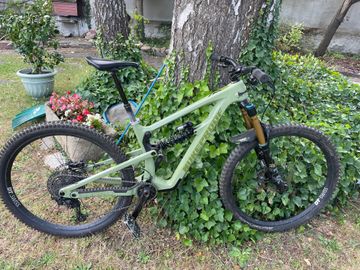 Brugt Nukeproof Mega Carbone 290 Factory 2021 Mountainbike — billede 4 af 7